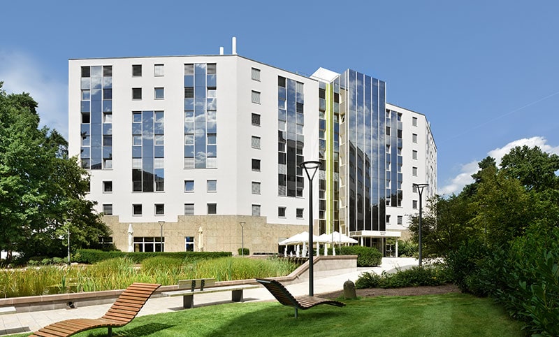 Novina hotel suedwestpark nuernberg aussen